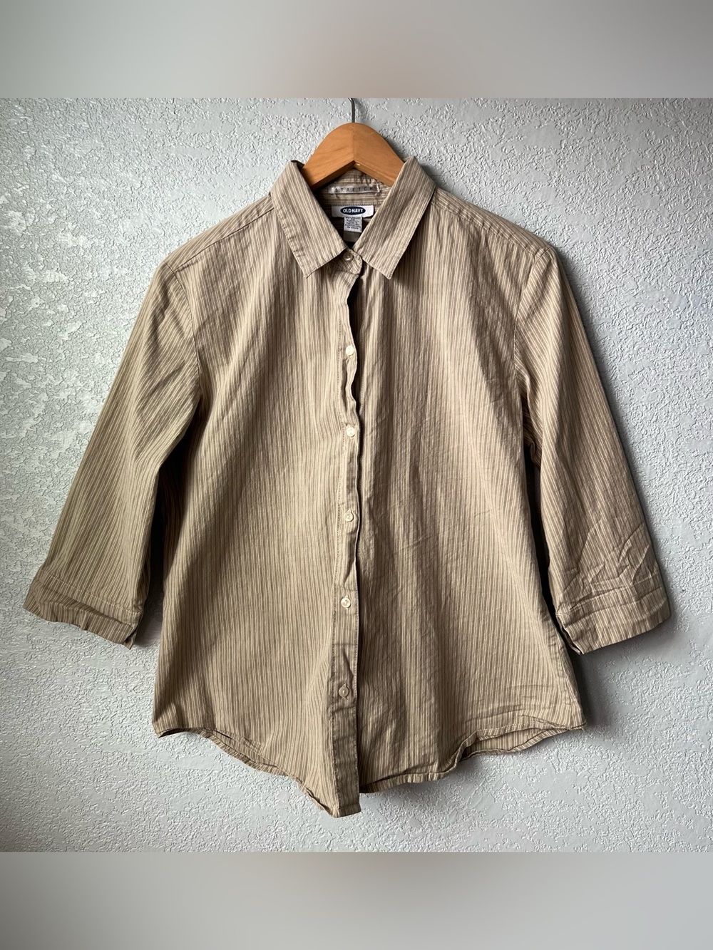 Vintage Y2K Old Navy Stretch Beige Striped 3/4 Sleeve Button Up Shirt Women’s L